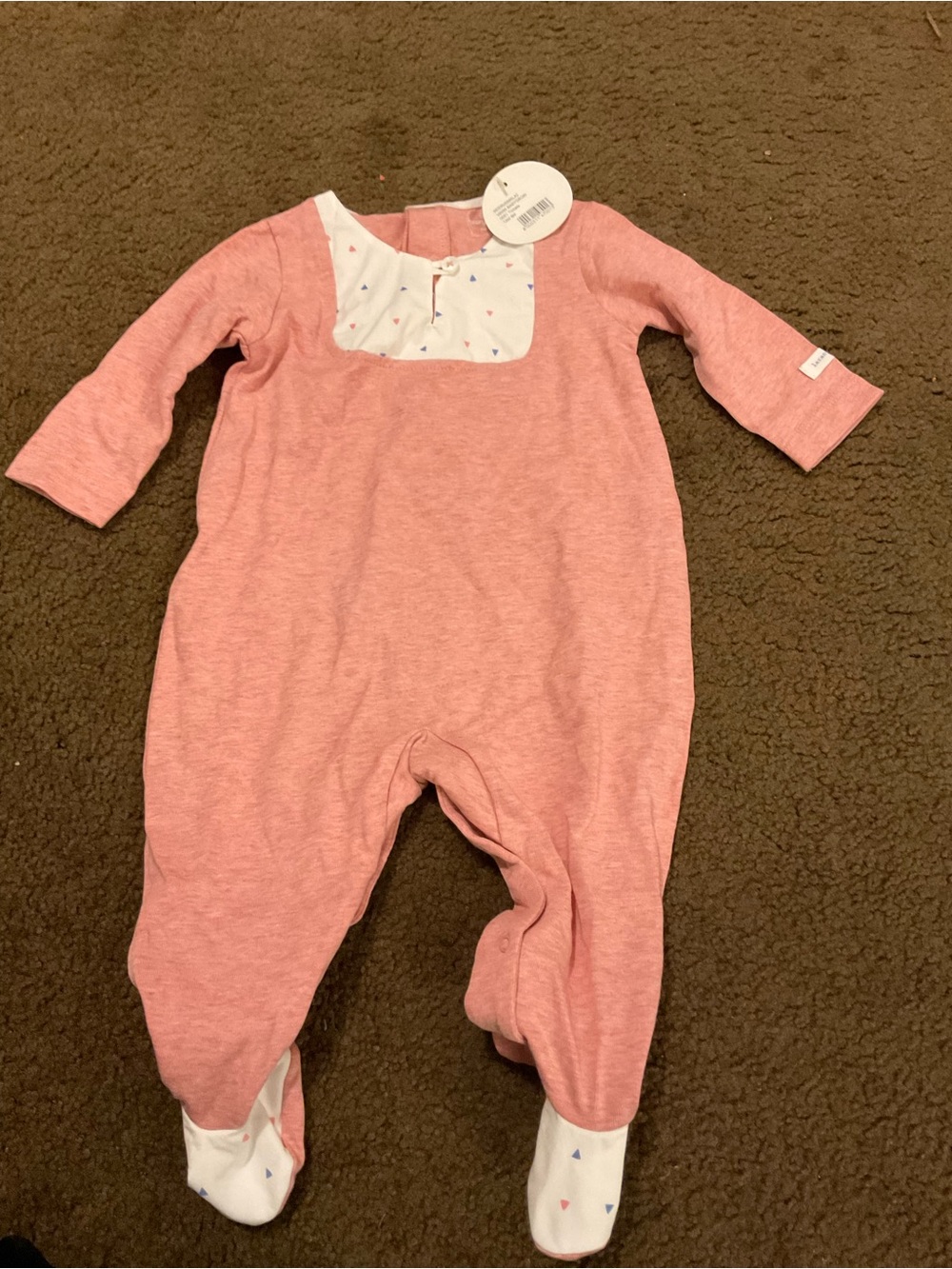 Larinjina Long-Sleeve Pink Baby Footed One-Piece with Contrast Bib